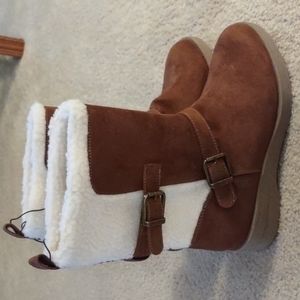 Calistoga Women's Vegan Brown Boots Faux Suede Fur With Buckles